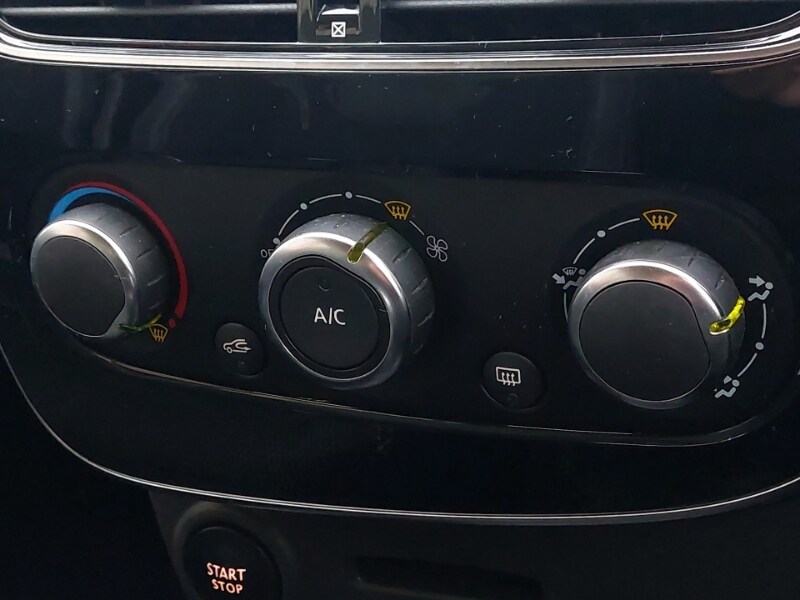 Used Renault Clio 2016 for sale - 76726334: Photo 14