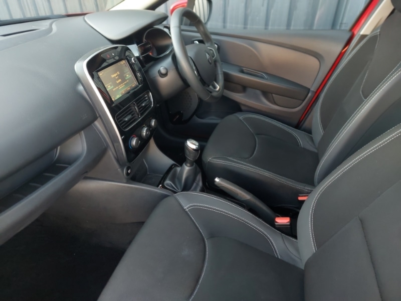 Used Renault Clio 2016 for sale - 76726334: Photo 5