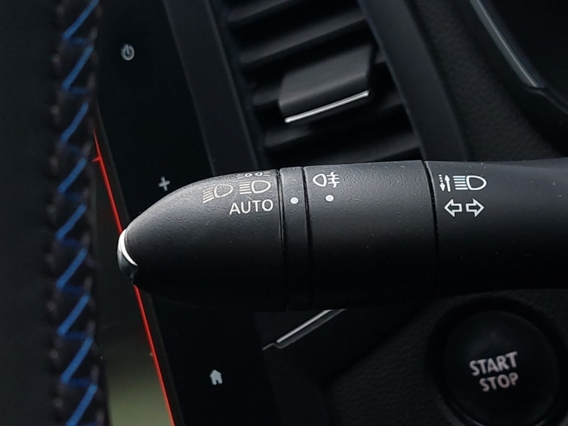 Used Renault Megane 2018 for sale - 77458050: Photo 18