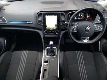 Used Renault Megane 2018 for sale - 77458050: Photo