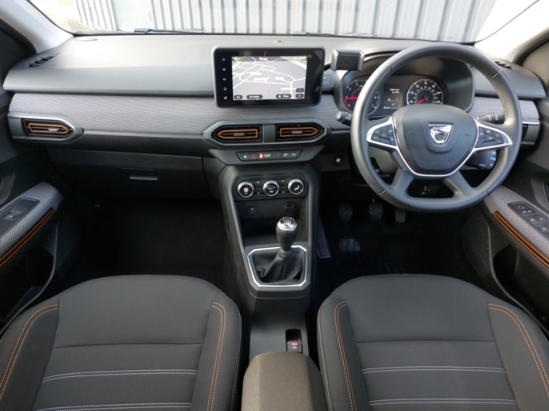 Used Dacia Sandero Stepway 2021 for sale - 76348255: Photo 2
