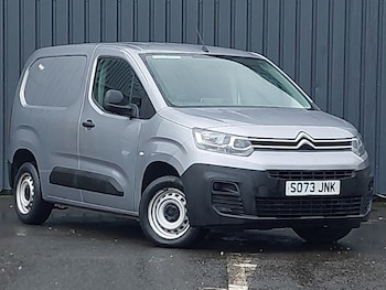 Used Citroen Berlingo 2024 for sale - 76959231: Photo