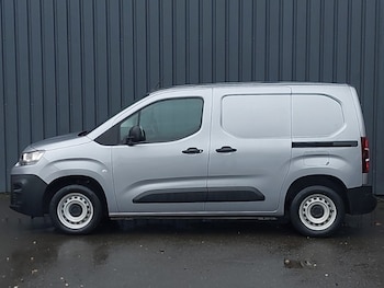 Used Citroen Berlingo 2024 for sale - 76959231: Photo