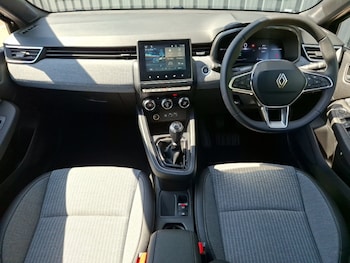 Used Renault Clio 2025 for sale - 79175695: Photo