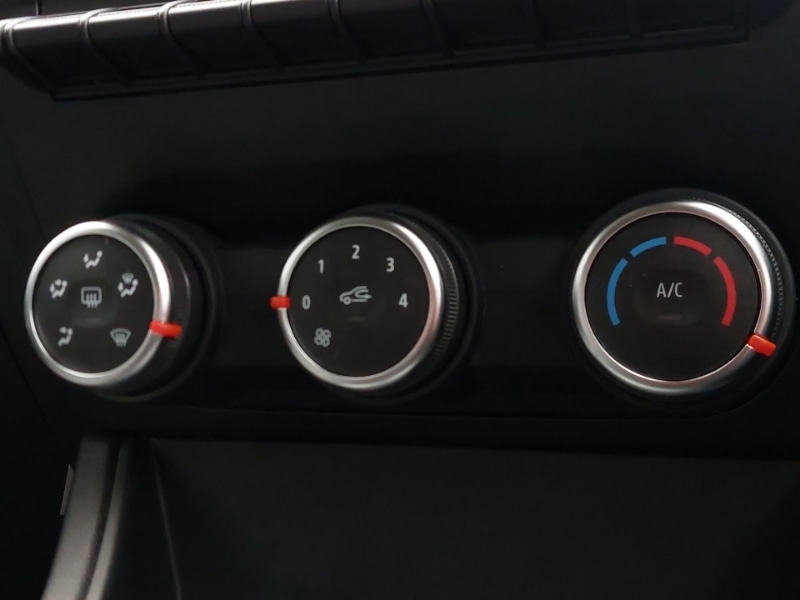 Used Renault Captur 2022 for sale - 77329954: Photo 15