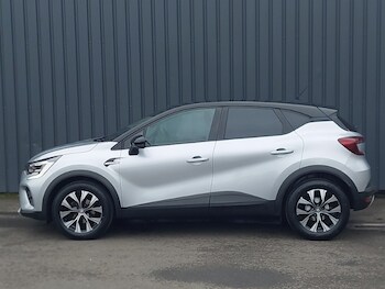 Used Renault Captur 2022 for sale - 77329954: Photo