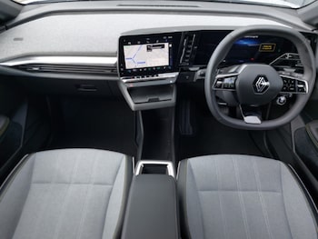 Used Renault Megane E Tech 2024 for sale - 75934239: Photo