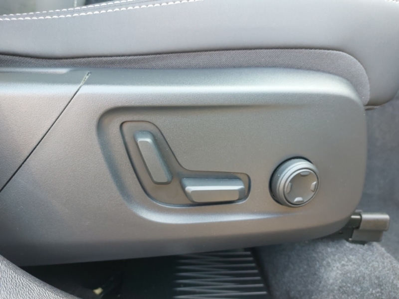 Used Volvo XC40 2024 for sale - 76741623: Photo 19