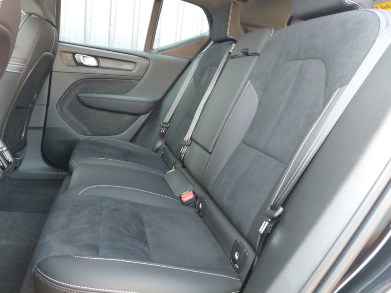 Used Volvo XC40 2024 for sale - 76741623: Photo 6