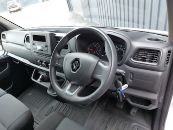 Used Renault Master 2023 for sale - 75376752: Photo