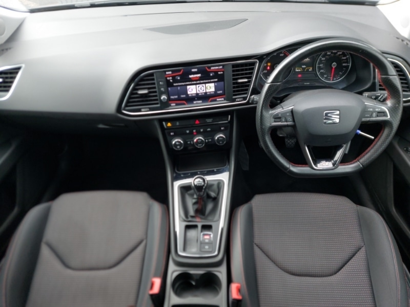 Used SEAT Leon 2018 for sale - 76639132: Photo 2