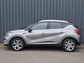 Used Renault Captur 2023 for sale - 78940840: Photo