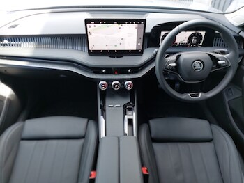 Used Skoda Superb 2024 for sale - 76478443: Photo