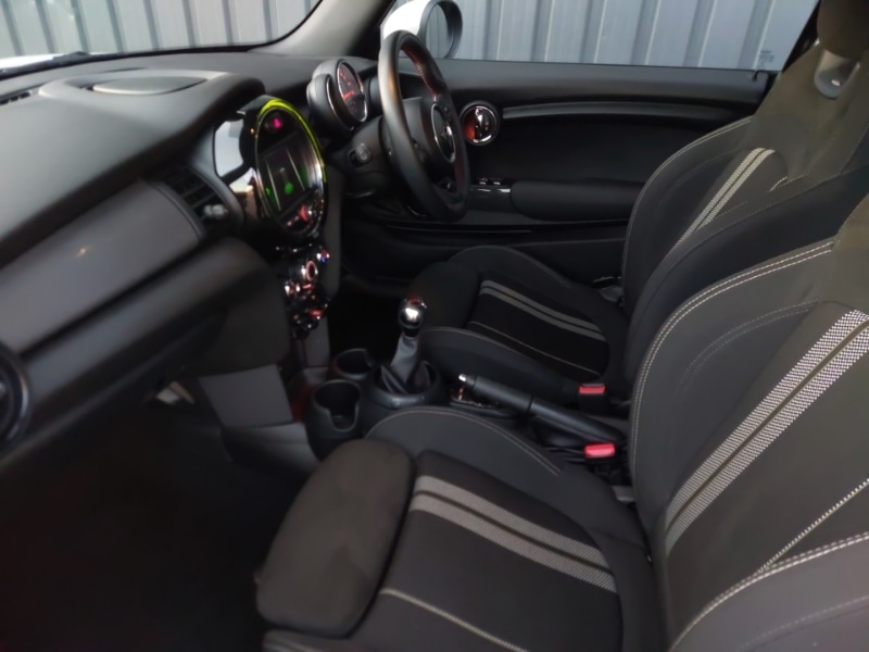 Used MINI Cooper 2019 for sale - 76699780: Photo 5