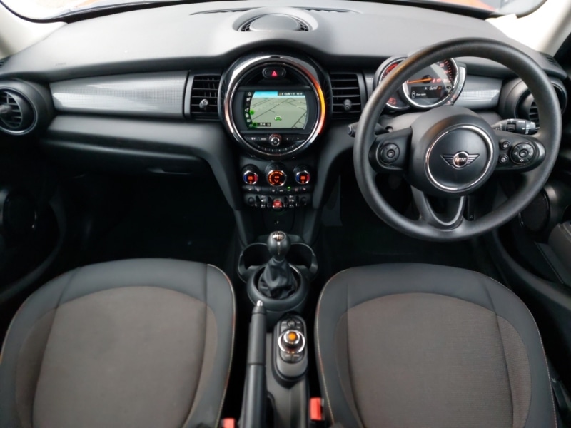 Used MINI Hatch 2019 for sale - 78169846: Photo 2