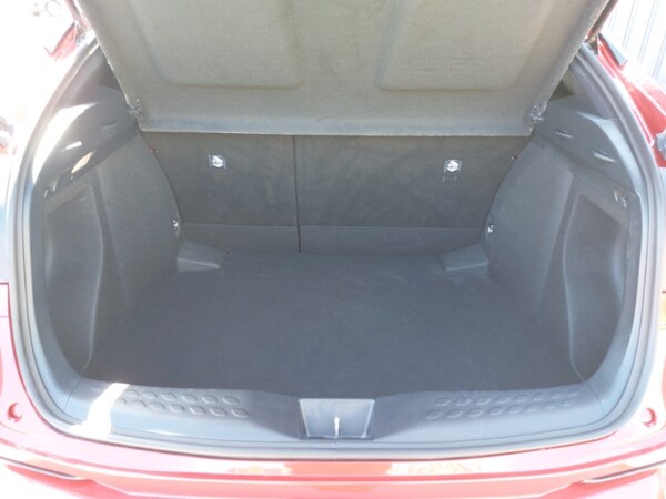 Used Toyota C-HR 2022 for sale - 76221220: Photo 8