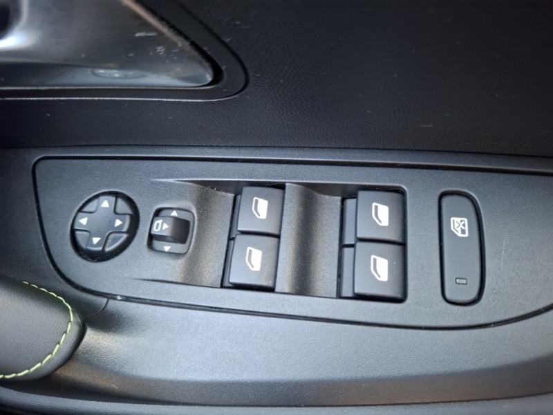 Used Peugeot 2008 2024 for sale - 78113711: Photo 17