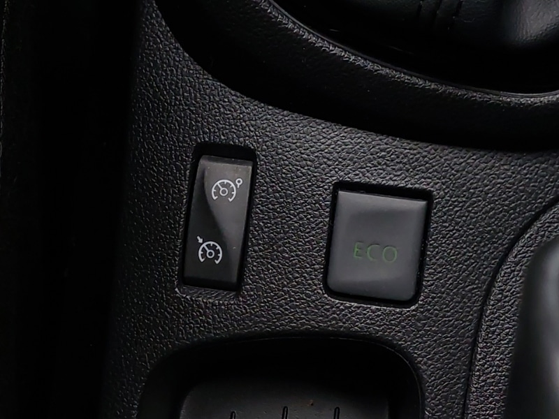 Used Renault Captur 2017 for sale - 77168832: Photo 15