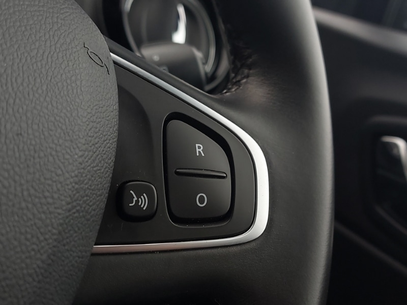 Used Renault Captur 2017 for sale - 77168832: Photo 17