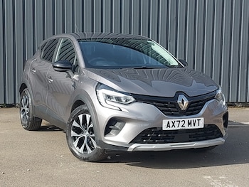 Used Renault Captur 2023 for sale - 78159242: Photo