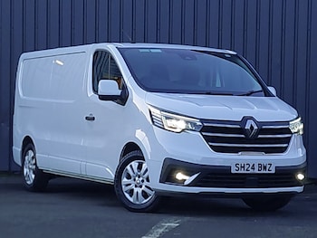 Renault Trafic feature image