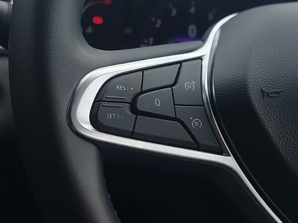 Used Renault Captur 2022 for sale - 75652472: Photo 17