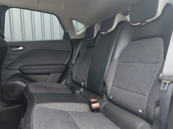 Used Renault Captur 2022 for sale - 75652472: Photo 6