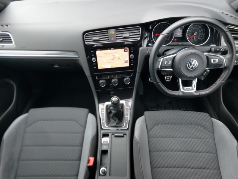 Used Volkswagen Golf 2019 for sale - 76450799: Photo 2
