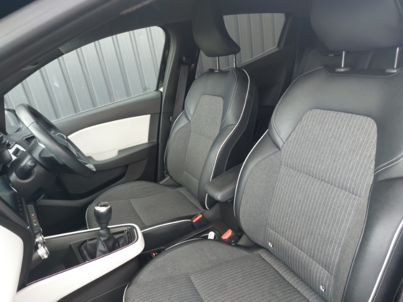 Used Renault Clio 2023 for sale - 78013640: Photo 5