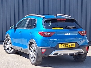 Used Kia Stonic 2022 for sale - 78368952: Photo