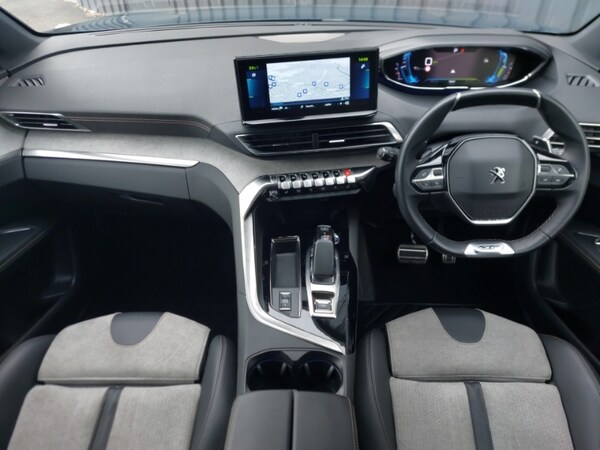 Used Peugeot 3008 2021 for sale - 75668945: Photo 2