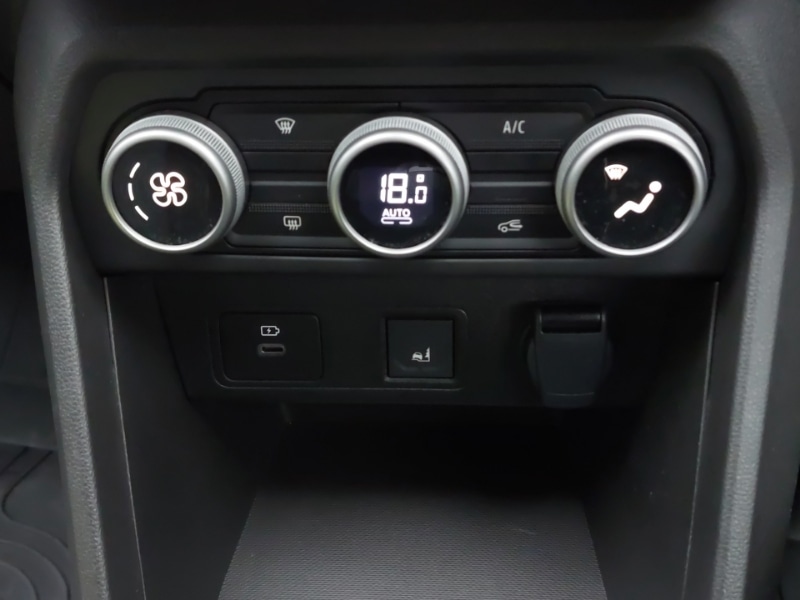 Used Dacia Sandero Stepway 2024 for sale - 76369594: Photo 19