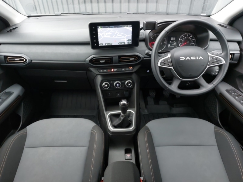 Used Dacia Sandero Stepway 2024 for sale - 76369594: Photo 2