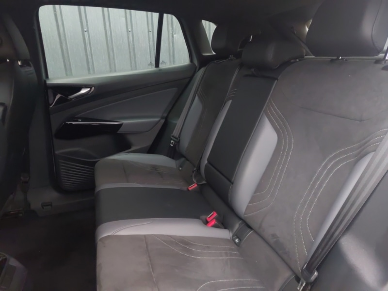 Used Volkswagen ID.4 2022 for sale - 76628864: Photo 6