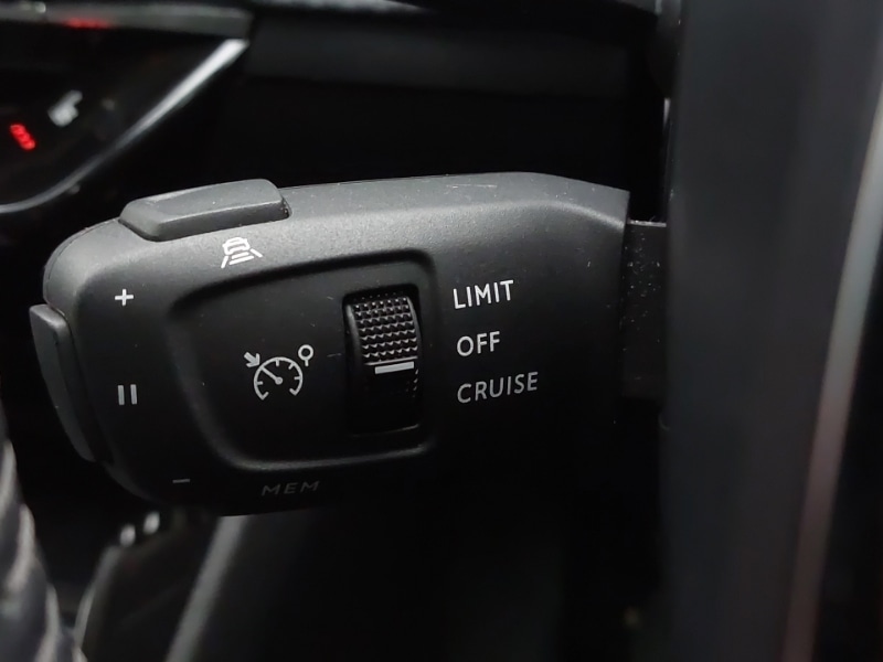 Used Peugeot 2008 2020 for sale - 77611126: Photo 18