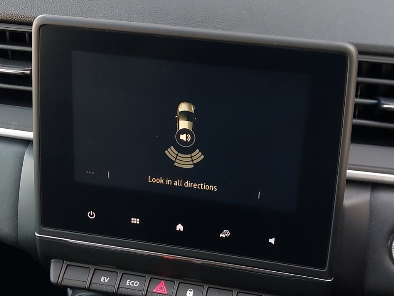 Used Renault Captur 2024 for sale - 76924940: Photo 11