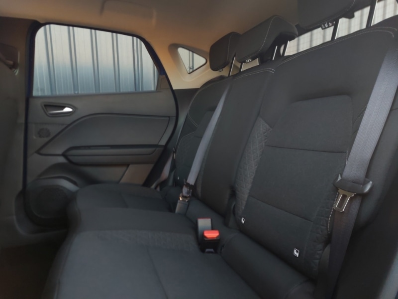 Used Renault Captur 2024 for sale - 76924940: Photo 6