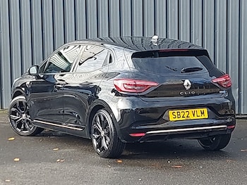 Used Renault Clio 2022 for sale - 76387790: Photo