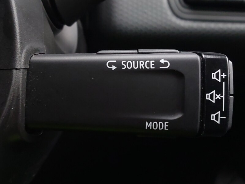 Used Renault Clio 2021 for sale - 77573280: Photo 18