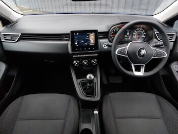 Used Renault Clio 2021 for sale - 77573280: Photo