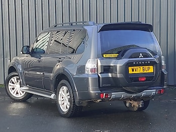 Used Mitsubishi Shogun 2017 for sale - 76556287: Photo