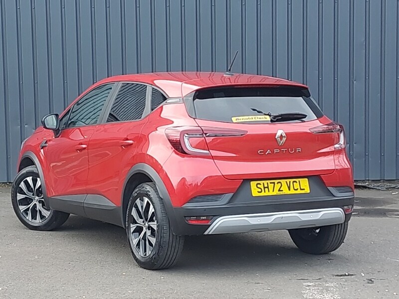 Used Renault Captur 2023 for sale - 77837885: Photo 3