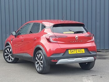 Used Renault Captur 2023 for sale - 77837885: Photo