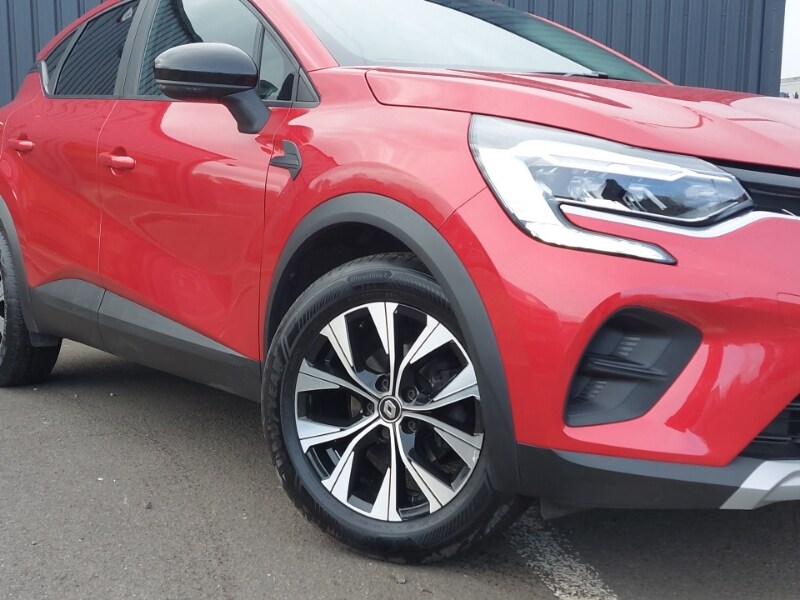 Used Renault Captur 2023 for sale - 77837885: Photo 9