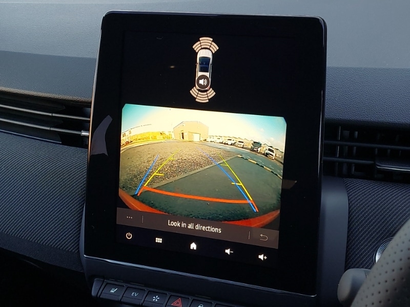 Used Renault Clio 2025 for sale - 76920232: Photo 11