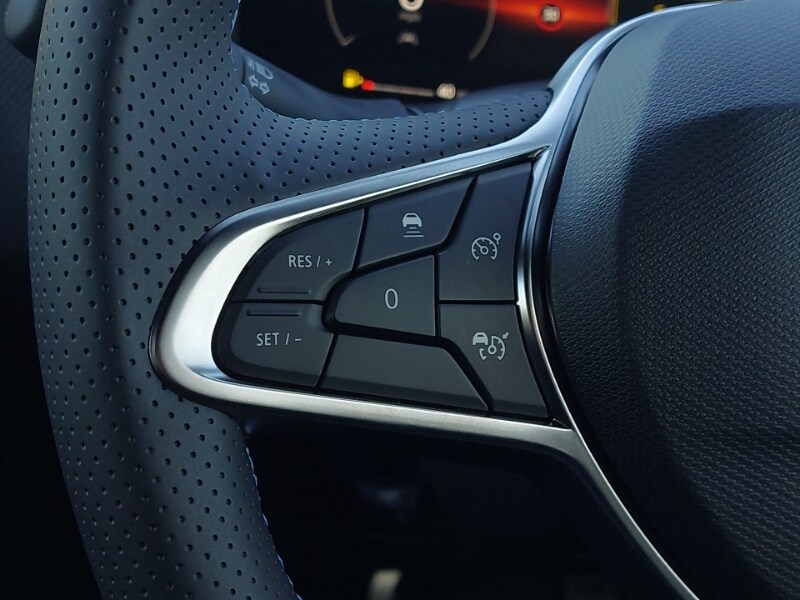 Used Renault Clio 2025 for sale - 76920232: Photo 18