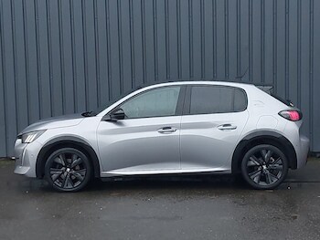 Used Peugeot 208 2022 for sale - 76493212: Photo