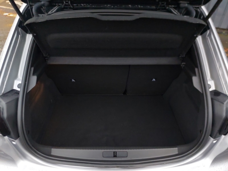 Used Peugeot 208 2022 for sale - 76493212: Photo 8