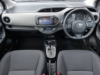 Used Toyota Yaris 2019 for sale - 78905927: Photo