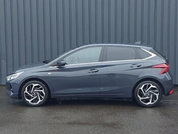 Used Hyundai i20 2023 for sale - 77329951: Photo